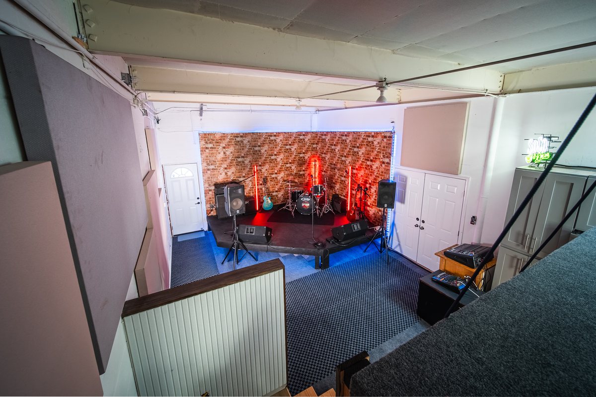 The Room — photo 3